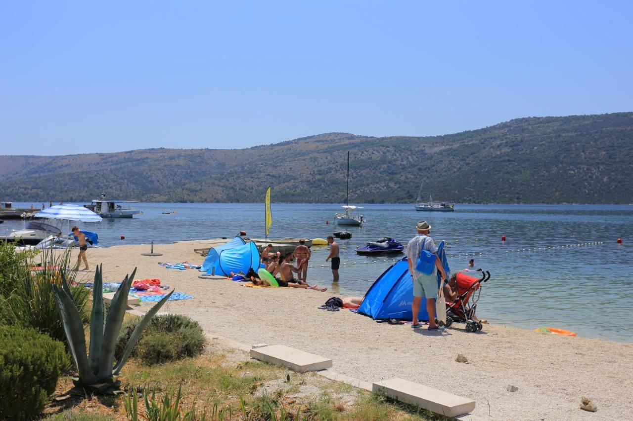 Apartments With A Parking Space Poljica, Trogir - 11454 Marina Εξωτερικό φωτογραφία